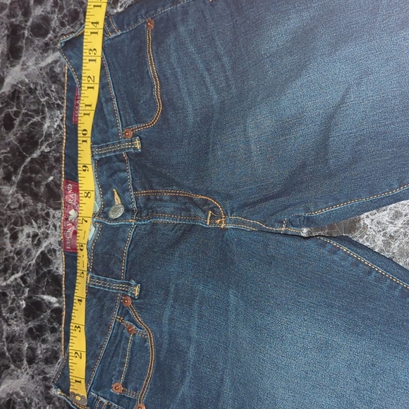 Lola👖 2/26 - Picture 2 of 16